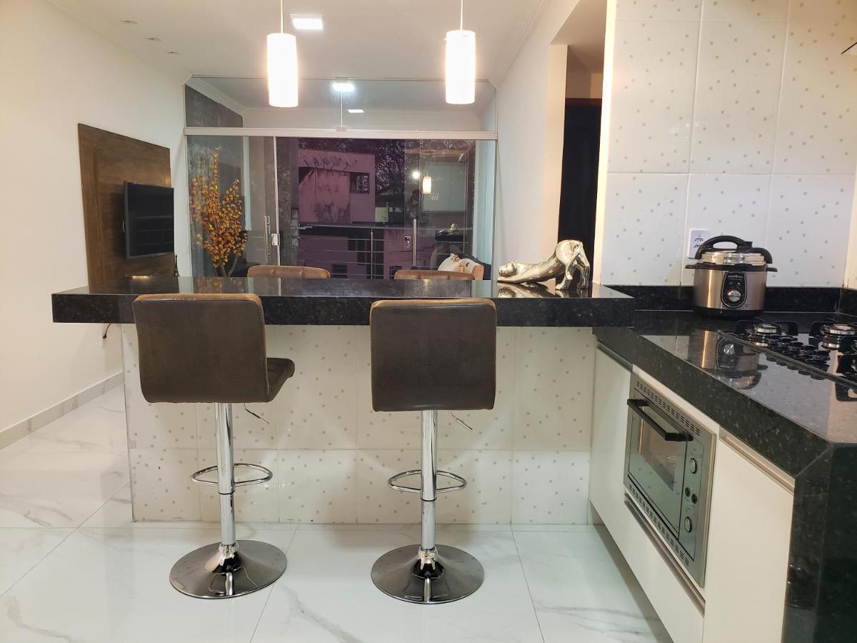 Th Flats Gv Shopping 502 Apartment โกเวร์นาดอร์ วาลาดาเรส ภายนอก รูปภาพ